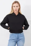 kanguru-cepli-siyah-crop-sweatshirt