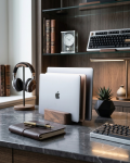 dogal-ahsap-dikey-macbook-ve-laptop-standi